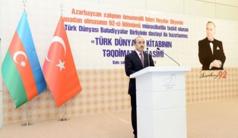 Али Гасанов: Тюркоязычные страны должны продемонстрировать единство